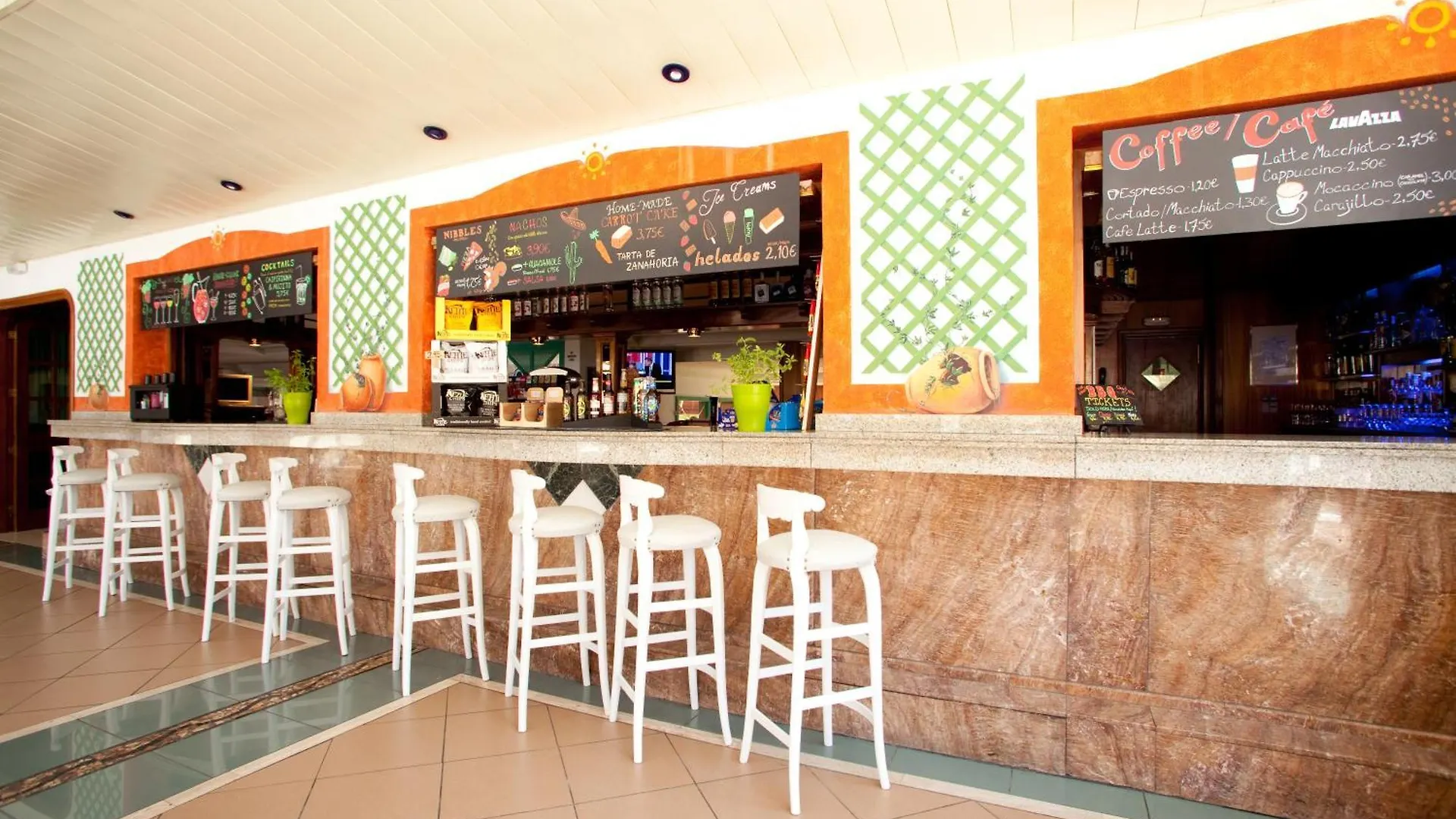 ***  Palmanova Aparthotel Aquasol ספרד